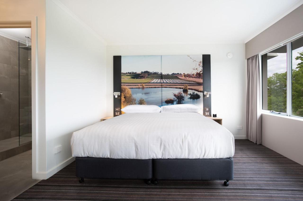 Hotel ลอนเชสตัน ภายนอก รูปภาพ