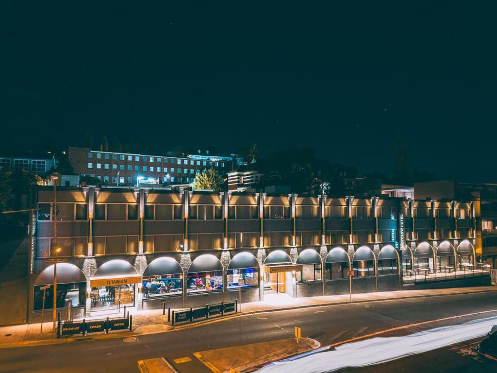 Hotel ลอนเชสตัน ภายนอก รูปภาพ