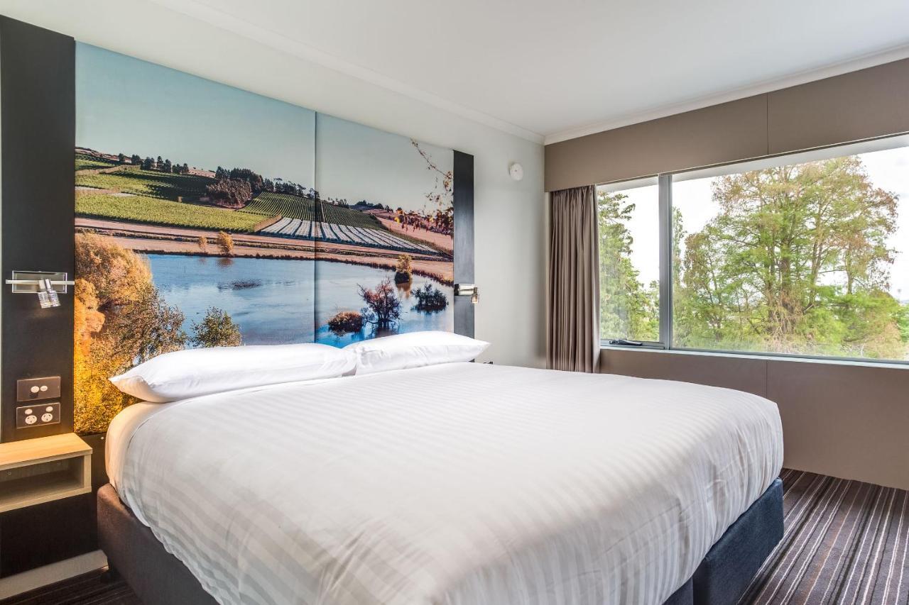 Hotel ลอนเชสตัน ภายนอก รูปภาพ