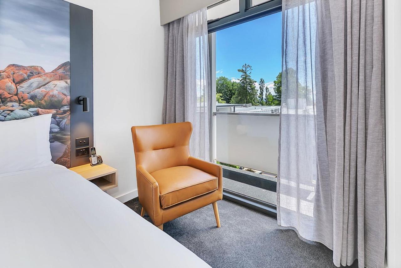 Hotel ลอนเชสตัน ภายนอก รูปภาพ